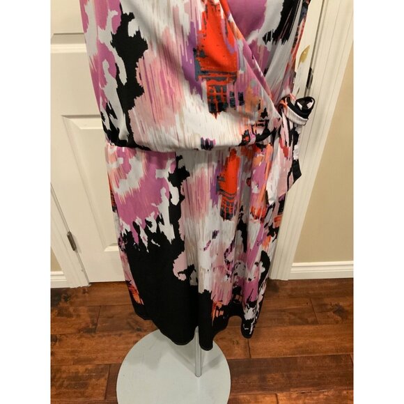 T Tahari Black & Pink Splatter Print W/ Ring Neck Dress, Size Large - Picture 3 of 7